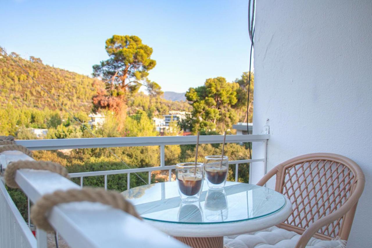 Summer Feel Suites Poros Town Buitenkant foto